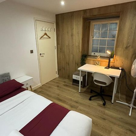 Cozy Two Bedroom Apartment Sleeps 6 Near Camden Market Hw10 ロンドン エクステリア 写真