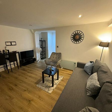 Cozy Two Bedroom Apartment Sleeps 6 Near Camden Market Hw10 ロンドン エクステリア 写真